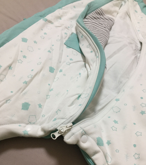 楠野爸爸3階段分腿睡袋換紙尿褲方便嗎 楠野爸爸3階段分腿睡袋孩子喜不喜歡