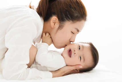 2019豬年給豬寶寶取名禁忌 給豬寶寶起名這幾點要避開