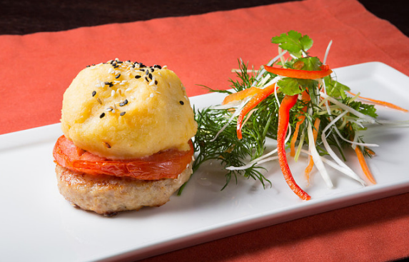 為什么飛機兒童票比成人票貴 兒童飛機票的收費標準