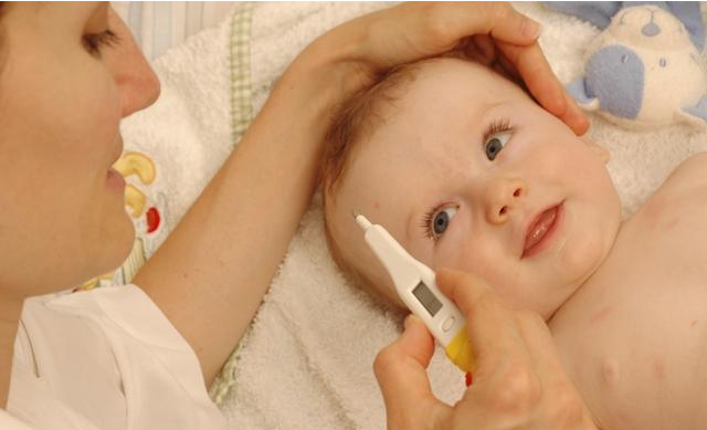 寶寶發燒出疹子是幼兒急疹嗎 寶寶幼兒急疹快好了是什么表現