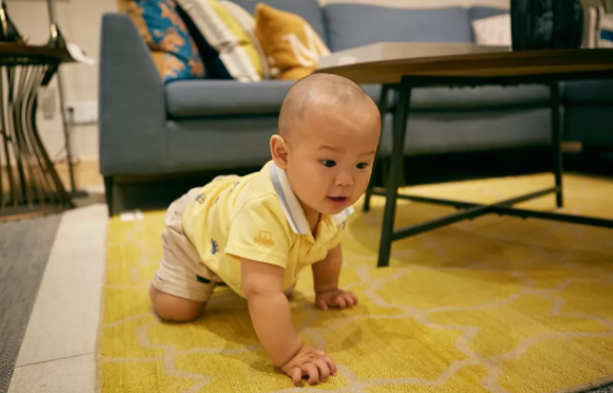 小兒斜視是什么造成的 兒童容易斜視的原因 小兒斜視是什么造成的 兒童容易斜視的原因