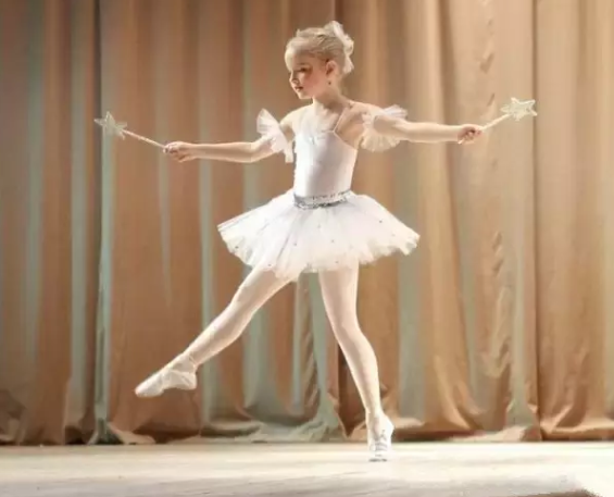 少兒芭蕾需要立足尖嗎 少兒芭蕾舞培訓(xùn)班課程