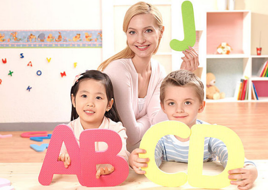 孩子幾歲英語(yǔ)啟蒙比較好 孩子英語(yǔ)啟蒙的時(shí)間