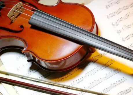 孩子學鋼琴有什么好處 孩子什么年紀學樂器比較好