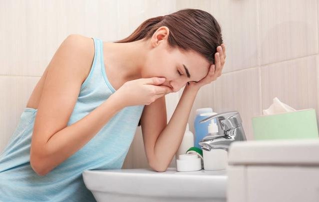 孕期嘔吐哪些情況要重視 緩解孕吐的小方法 孕期嘔吐哪些情況要重視 緩解孕吐的小方法