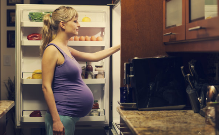 孕婦翻來覆去的睡不著對孩子有影響嗎 準媽媽失眠該怎么辦 孕婦翻來覆去的睡不著對孩子有影響嗎 準媽媽失眠該怎么辦
