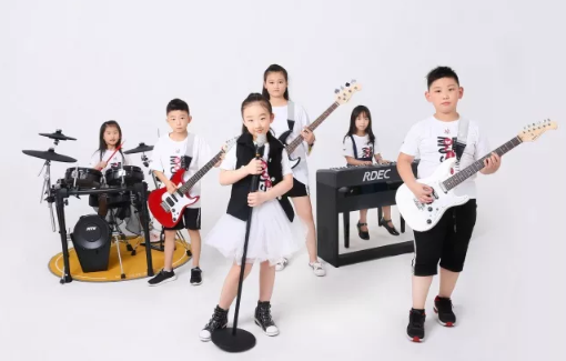 孩子學架子鼓要學樂理嗎 怎樣才能學好架子鼓這個樂器