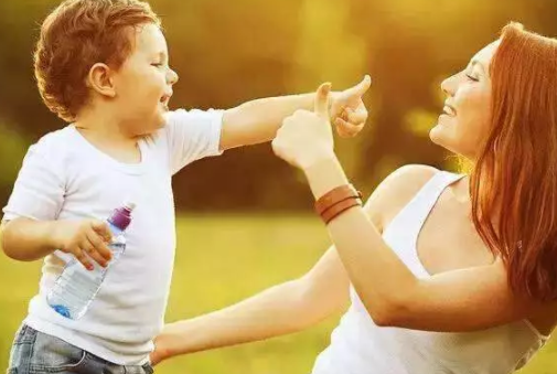 幫助孩子改掉黑色謊言的方法 孩子說謊怎么引導