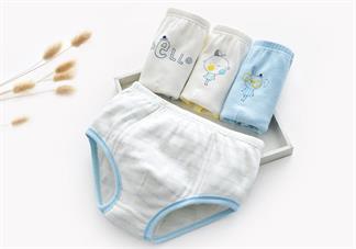 什么時候給寶寶穿內褲比較合適 孩子哪些行為表示可以加內褲了