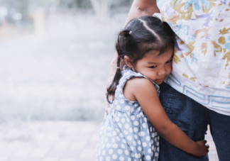 寶寶性格內向在胎兒時期就已經決定了的嗎 如何讓孩子變得更開朗