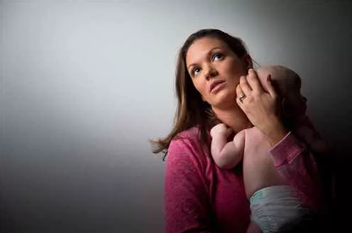 為什么生完孩子會有抑郁的情緒 如何預防產后抑郁癥