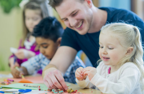 孩子三歲和三歲半上幼兒園有什么區別 孩子上幼兒園有什么好處。