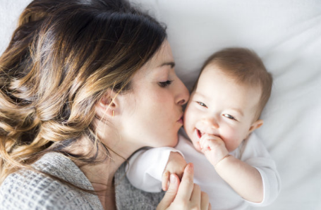 孩子總愛摸隱私部位是正常的嗎 孩子摸隱私部位如何引導