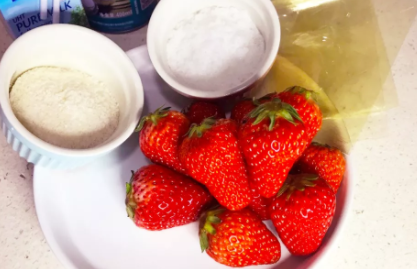 寶寶草莓輔食制作方法 草莓輔食大全