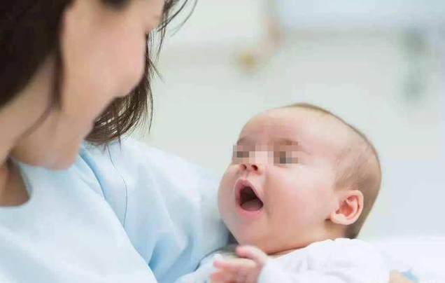 孩子熱性驚厥的表現 孩子在家熱性驚厥怎么處理