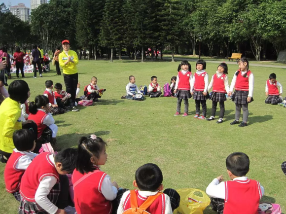 2019幼兒園親子春游通知 幼兒園春游通知怎么寫