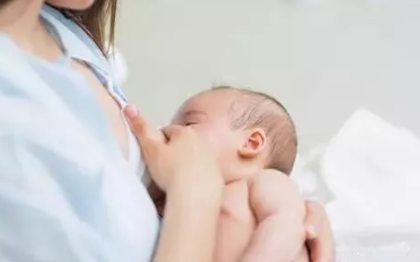 母乳性腹瀉需要斷奶嗎 母乳性腹瀉和媽媽有關系嗎