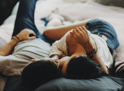 女性第一次沒有流血是怎么回事 女性第一次性生活要注意什么