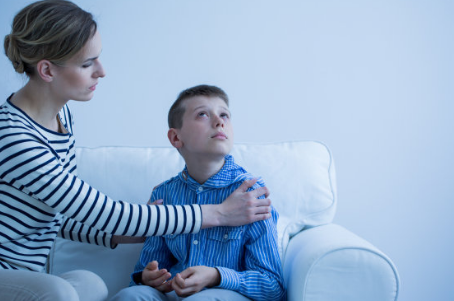 孩子自閉癥如何判斷 患自閉癥的孩子有什么癥狀