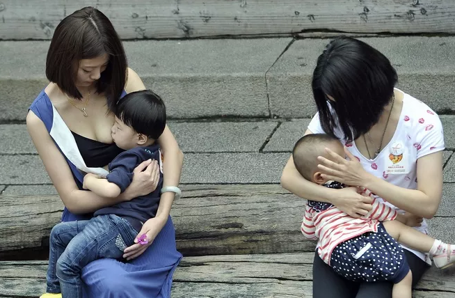 產后母乳喂養有助于瘦身嗎 幫助產后減肥的小方法