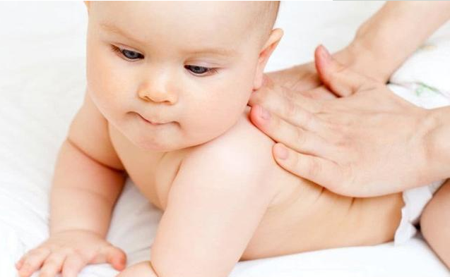 孩子身上總起疹子是怎么回事 孩子起疹子日常護理 孩子身上總起疹子是怎么回事 孩子起疹子日常護理