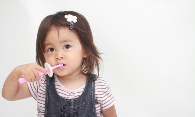 新生兒口腔的發育 寶寶口腔清潔護理怎么做 新生兒口腔的發育 寶寶口腔清潔護理怎么做