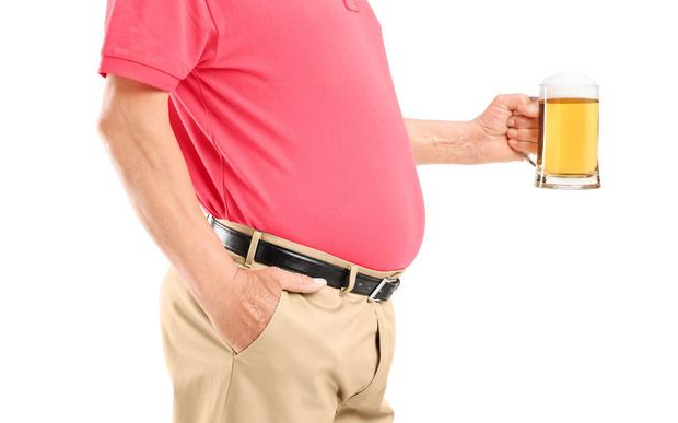 男性啤酒肚是怎么引起的 如何減掉啤酒肚 男性啤酒肚是怎么引起的 如何減掉啤酒肚
