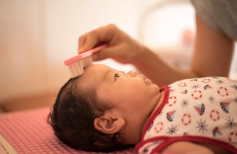 寶寶頭發少吃什么好 頭發稀少飲食調理方法