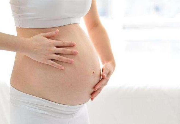 孕期肚皮發緊發硬是怎么引起的 怎樣緩解肚皮發緊發硬