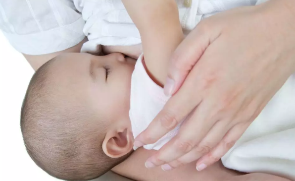 母乳6個月后就沒營養了嗎 不同階段的母乳營養成分也不同