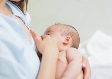 接力奶對胎兒有影響嗎 懷孕期間哺乳對胎兒有影響嗎