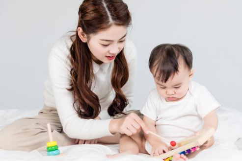 父母如何培養孩子的安全感 孩子沒有安全感怎么辦