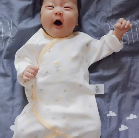 寶寶出生的前七天該怎么護理 新手媽媽快學起來 寶寶出生的前七天該怎么護理 新手媽媽快學起來