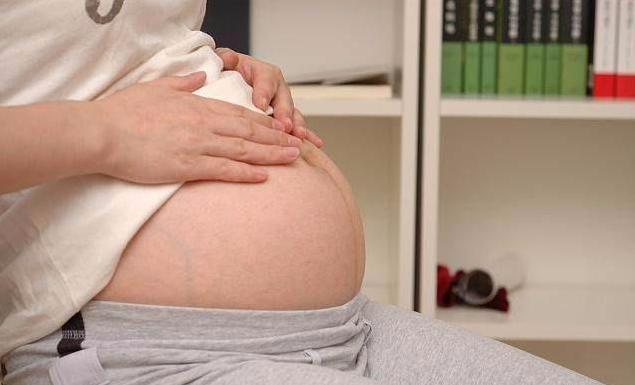 孕婦在家突然要生了怎么辦 孕婦分娩后要注意什么