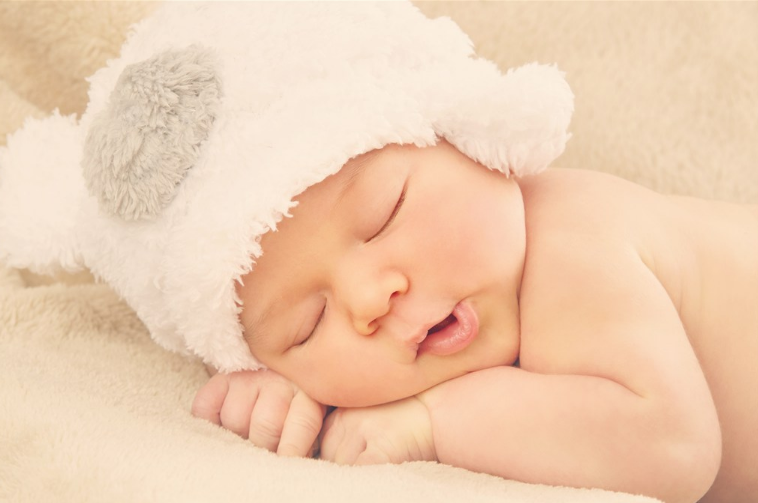 姓榮的女孩名字簡單怎么起 姓榮的女孩名字可愛的推薦 姓榮的女孩名字簡單怎么起 姓榮的女孩名字可愛的推薦