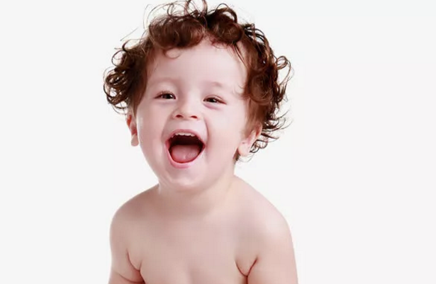 寶寶防曬很重要 寶寶防曬霜怎么挑選