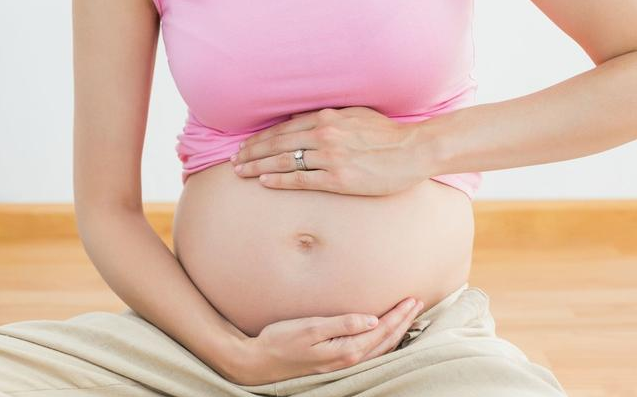 孕期什么時候檢查胎位 孕婦怎么看胎位正不正 孕期什么時候檢查胎位 孕婦怎么看胎位正不正