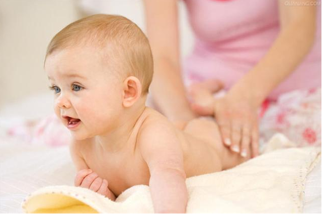 寶寶紅屁屁是怎么引起的 寶寶紅屁屁家庭護理 寶寶紅屁屁是怎么引起的 寶寶紅屁屁家庭護理