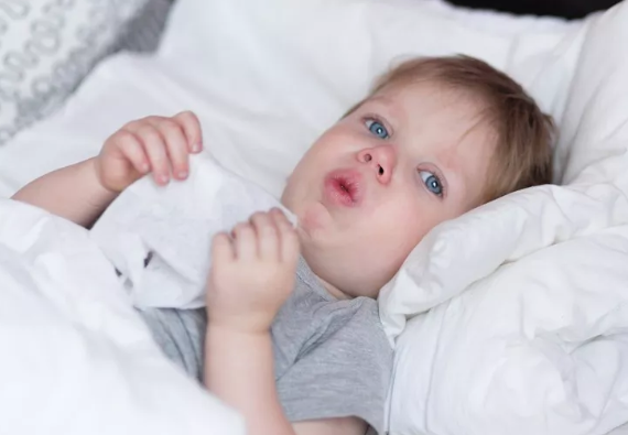 孩子長了有毛的痣怎么辦 孩子長了有毛的痣可以去掉嗎