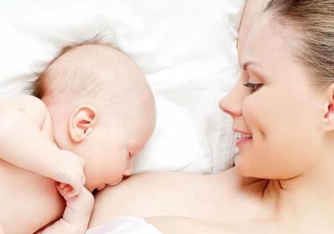 追奶成功的信號 追奶常用哺乳技巧