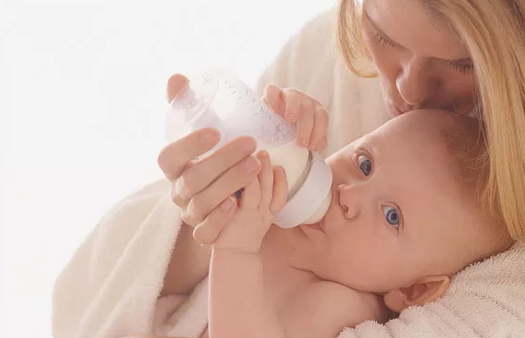 追奶成功的信號 追奶常用哺乳技巧