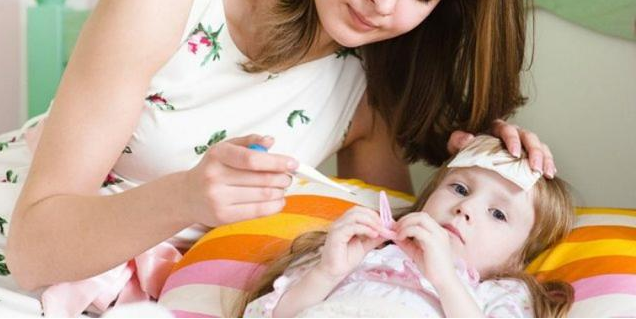 小孩一直低燒有什么危害 小孩持續(xù)低燒怎么護理好 小孩一直低燒有什么危害 小孩持續(xù)低燒怎么護理好