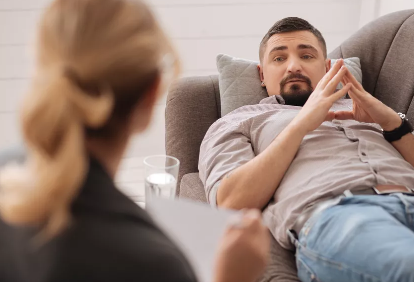 什么男性也會有產后抑郁嗎 男性如何應對產后抑郁