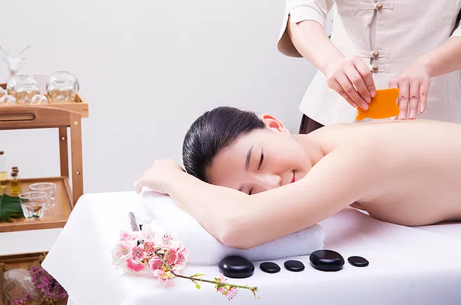 女性月經期間可以刮痧嗎 刮痧越用力越好嗎