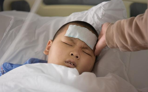 幼兒高熱驚厥疾病知識(shí) 怎么應(yīng)對(duì)小兒高熱驚厥 幼兒高熱驚厥疾病知識(shí) 怎么應(yīng)對(duì)小兒高熱驚厥