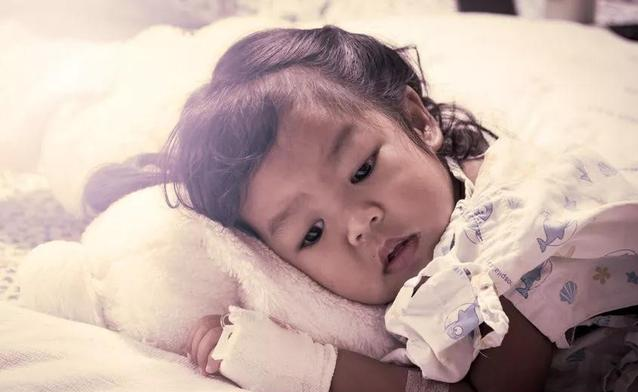 幼兒高熱驚厥疾病知識(shí) 怎么應(yīng)對(duì)小兒高熱驚厥 幼兒高熱驚厥疾病知識(shí) 怎么應(yīng)對(duì)小兒高熱驚厥