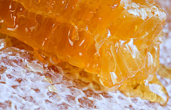 寶寶便秘可以吃蜂蜜嗎 吃蜂蜜能通便嗎