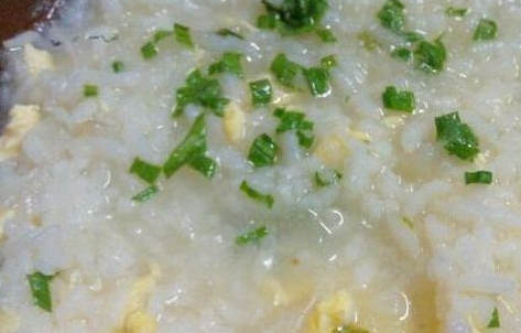 吃湯泡飯的孩子危害很大 湯泡飯不該給孩子吃嗎 吃湯泡飯的孩子危害很大 湯泡飯不該給孩子吃嗎