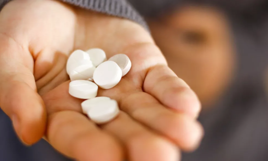 生化妊娠和異位妊娠區(qū)別 生化妊娠和異位妊娠出血怎么看 生化妊娠和異位妊娠區(qū)別 生化妊娠和異位妊娠出血怎么看