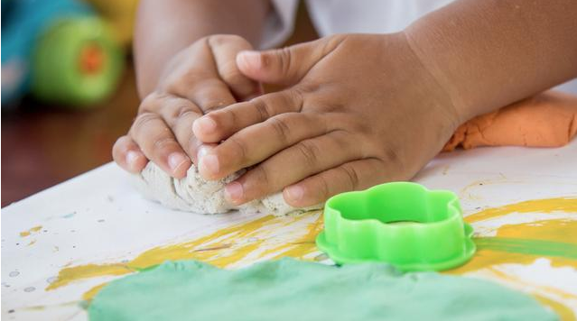 怎么判斷孩子是不是感統失調了 孩子感統失調訓練方法 怎么判斷孩子是不是感統失調了 孩子感統失調訓練方法